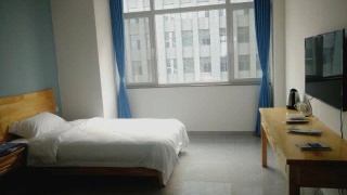 必一运动:爱情公寓5什么时候播出 曾小贤会短暂告别(图1) 必一运动