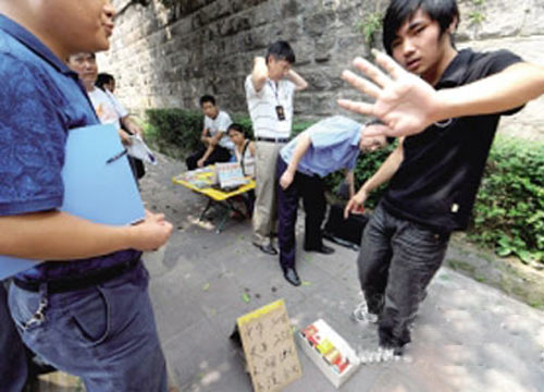 《晓说》杨蕊蕾问“女生的世纪难题” 高晓松:别再选择吴彦祖:必一运动bsport体育(图2) 必一运动