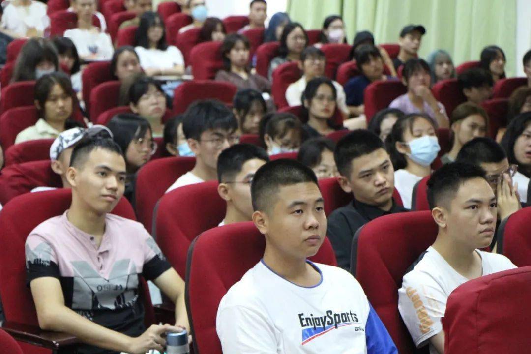 
书记第一课｜大学生如何计划自己的生活-必一运动(图1)